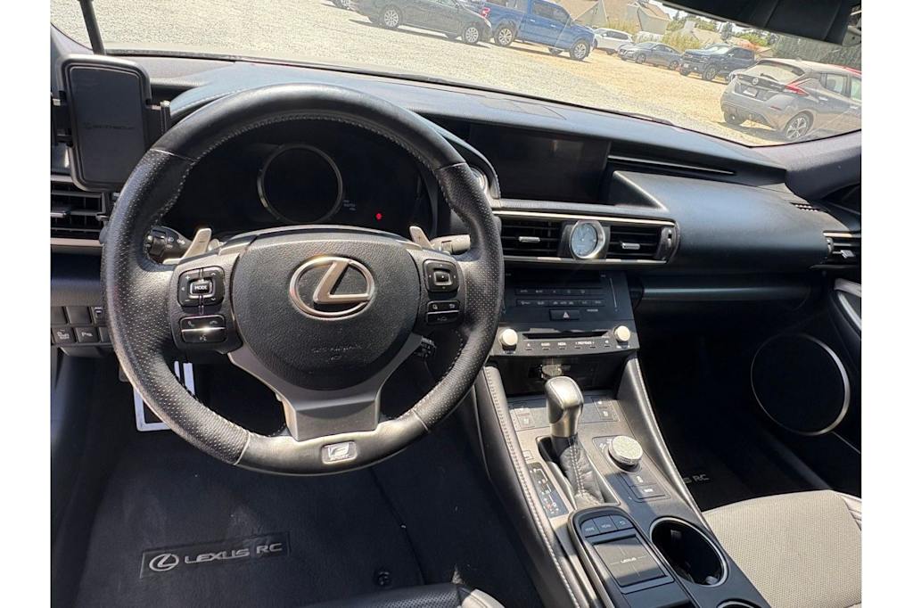 Thumbnail: 2017 Lexus RC - 8