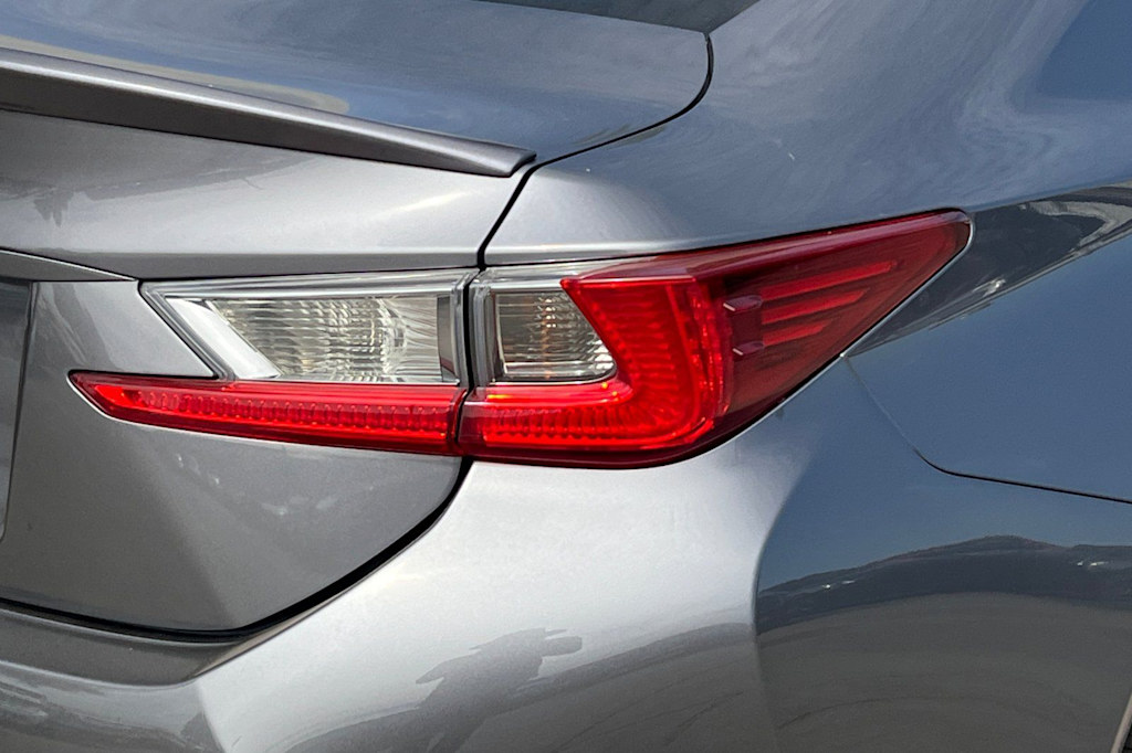 Thumbnail: 2015 Lexus RC - 21