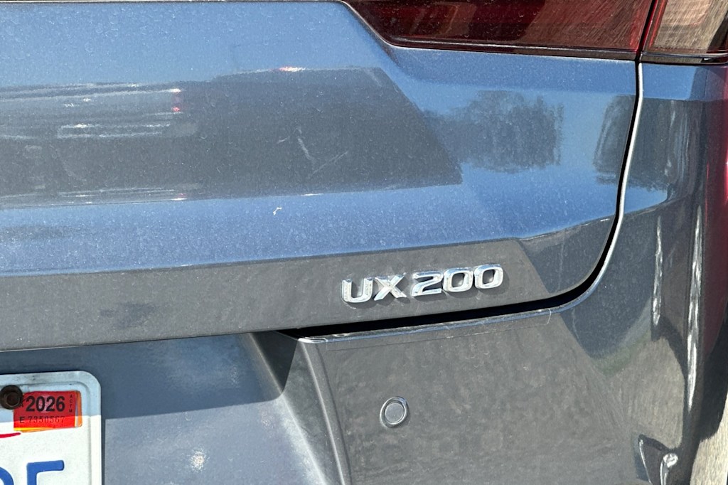 Thumbnail: 2021 Lexus UX - 7