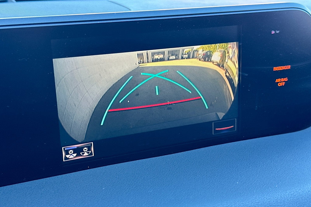 Thumbnail: 2021 Lexus UX - 24