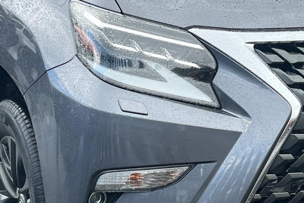 Thumbnail: 2020 Lexus GX - 38