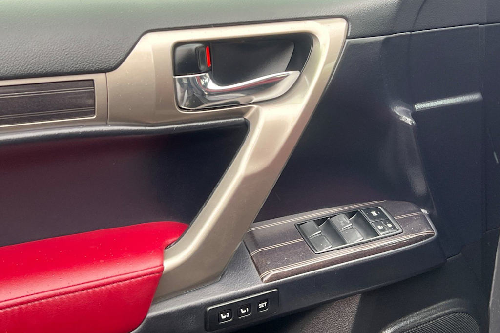 Thumbnail: 2020 Lexus GX - 23