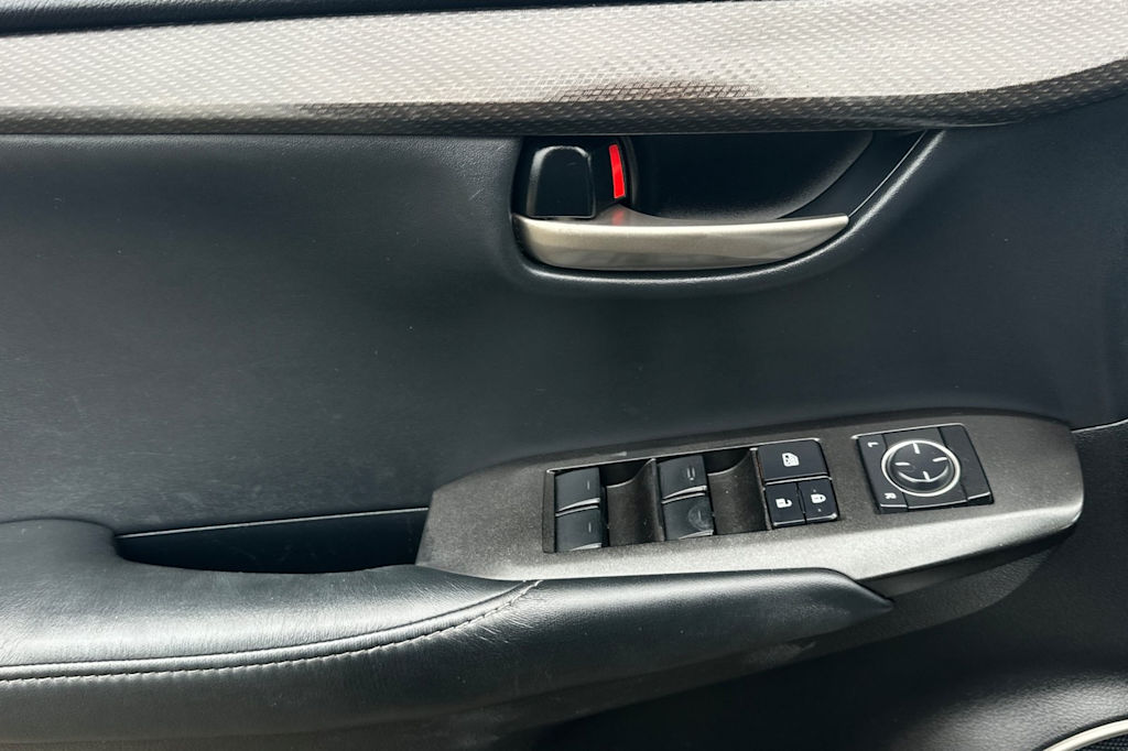 Thumbnail: 2015 Lexus NX - 22