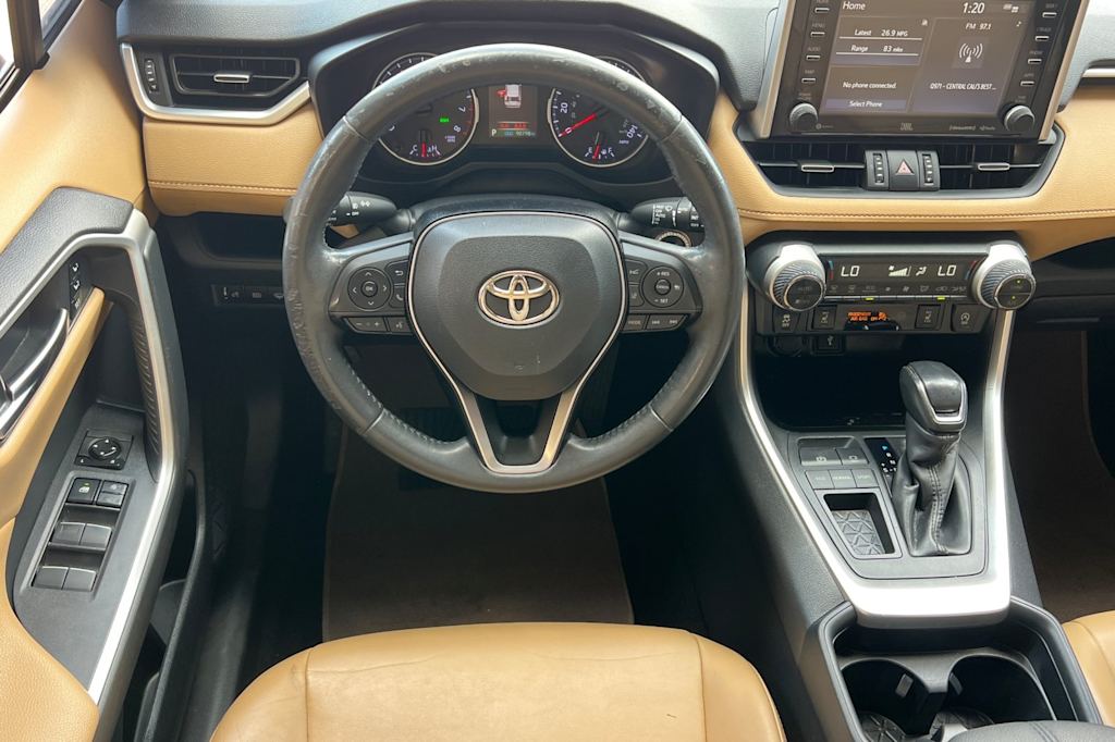Thumbnail: 2020 Toyota RAV4 - 11