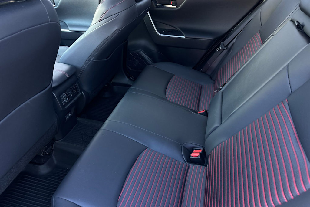 Thumbnail: 2025 Toyota RAV4 - 11