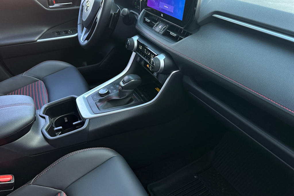 Thumbnail: 2025 Toyota RAV4 - 12