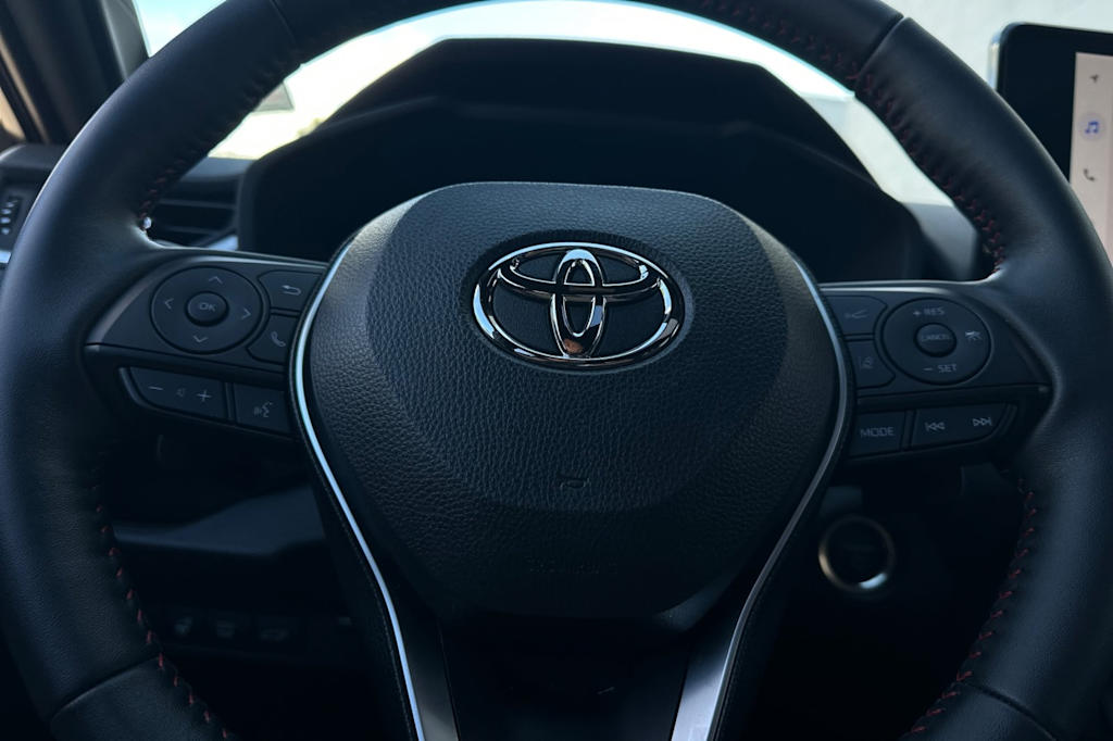 Thumbnail: 2025 Toyota RAV4 - 27