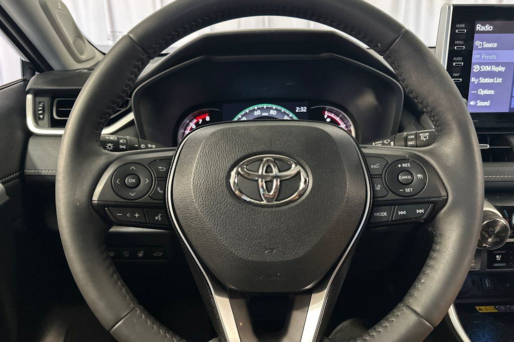 Thumbnail: 2022 Toyota RAV4 - 27
