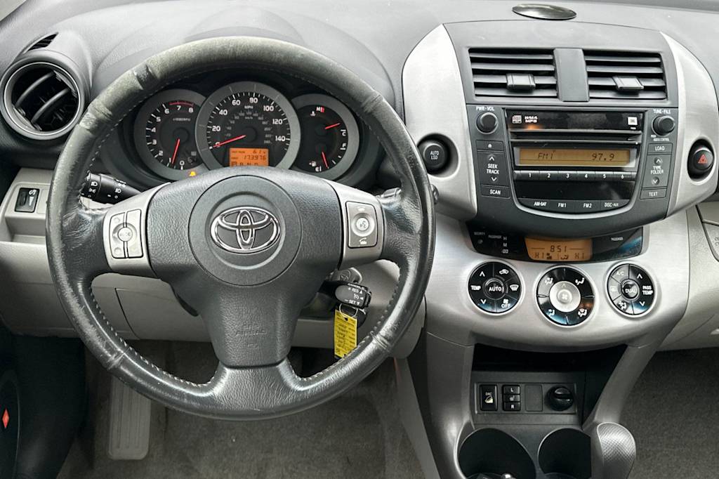 Thumbnail: 2008 Toyota RAV4 - 12