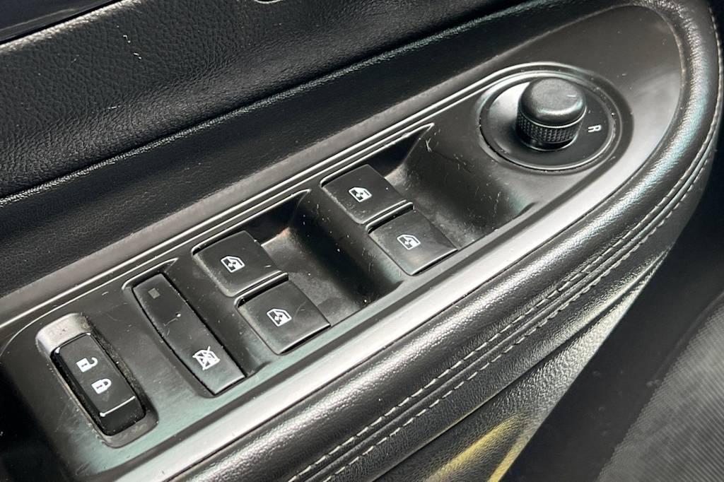 Thumbnail: 2019 Buick Encore - 23