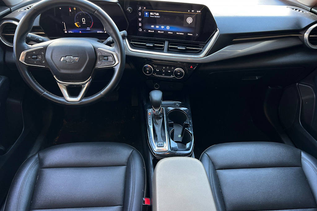 Thumbnail: 2024 Chevrolet Trax - 2