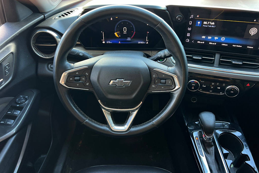 Thumbnail: 2024 Chevrolet Trax - 11