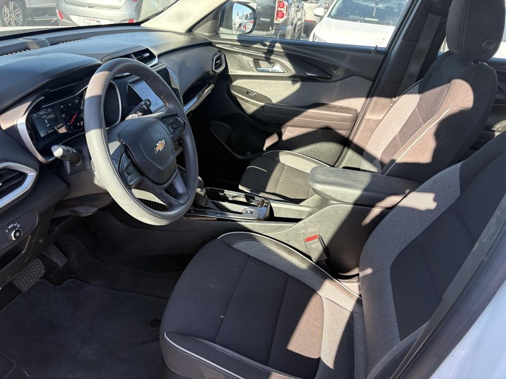 Thumbnail: 2023 Chevrolet TrailBlazer - 10