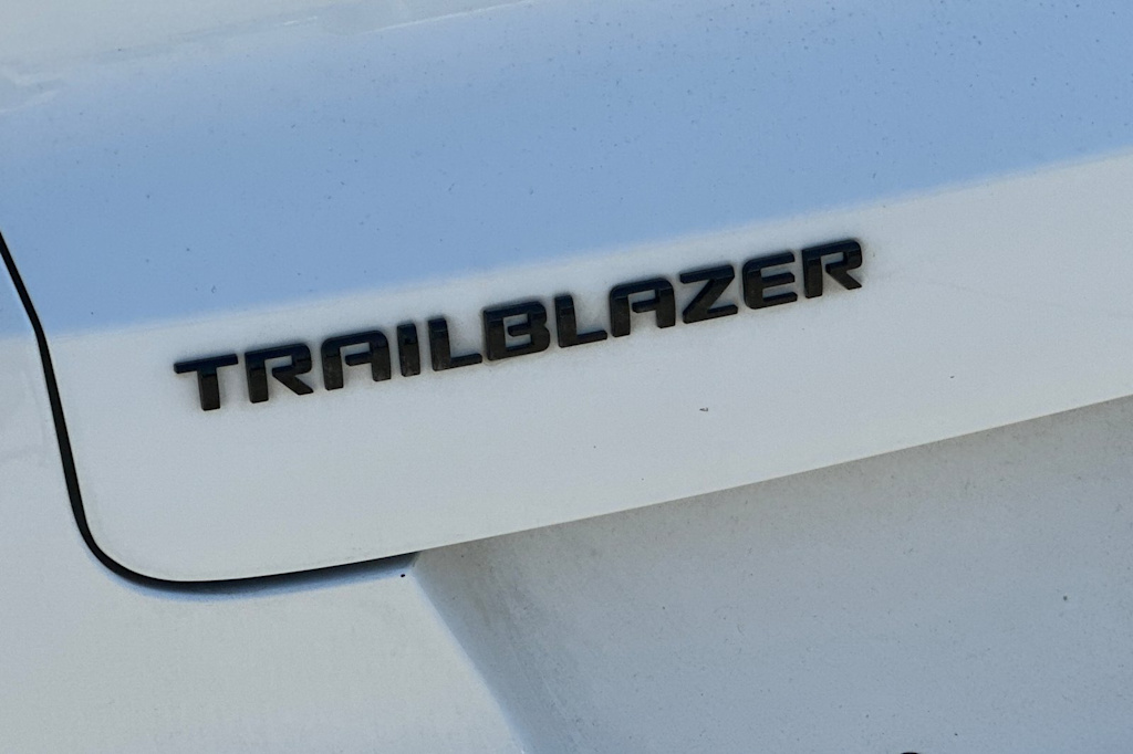 Thumbnail: 2022 Chevrolet TrailBlazer - 7