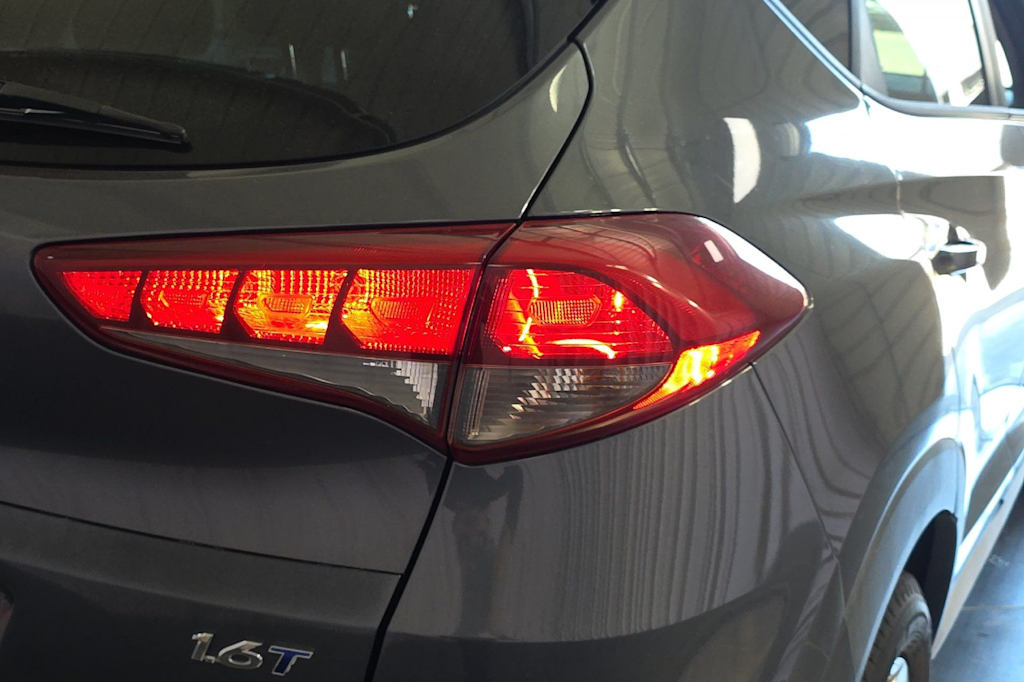 Thumbnail: 2017 Hyundai Tucson - 19