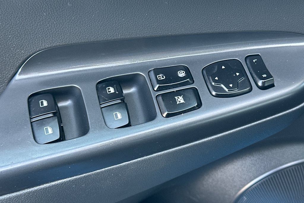 Thumbnail: 2019 Hyundai Kona - 24