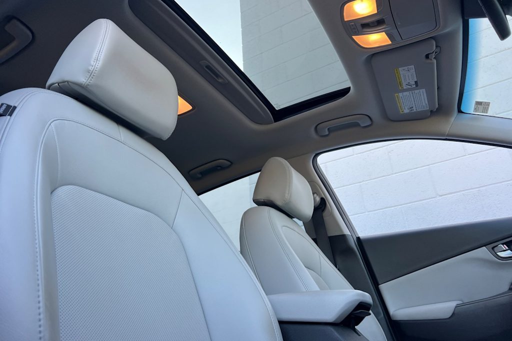 Thumbnail: 2023 Hyundai Kona - 25