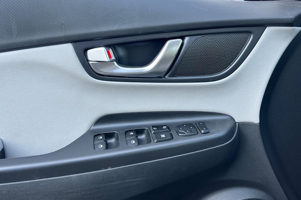 Thumbnail: 2023 Hyundai Kona - 23