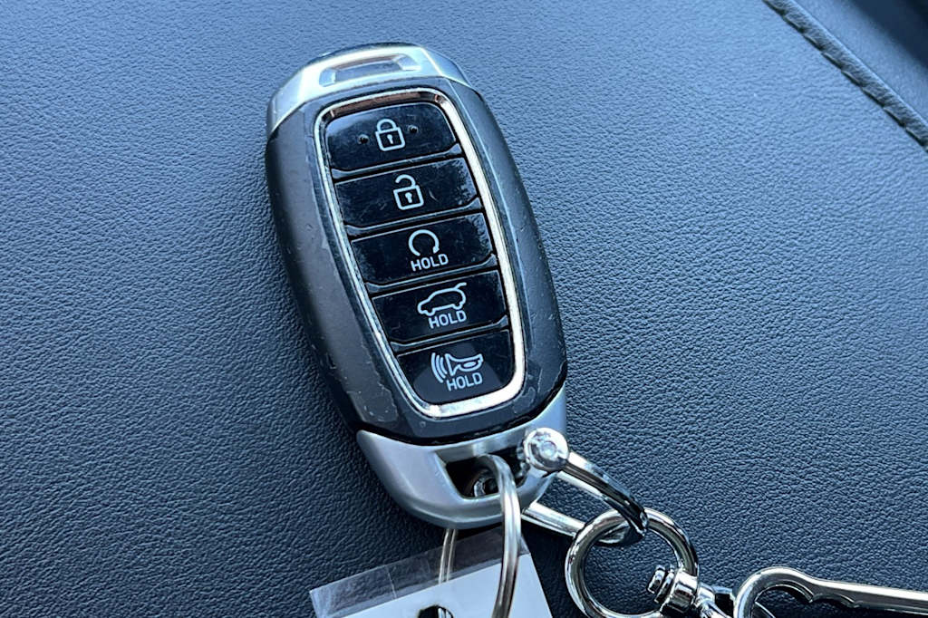 Thumbnail: 2022 Hyundai Palisade - 16