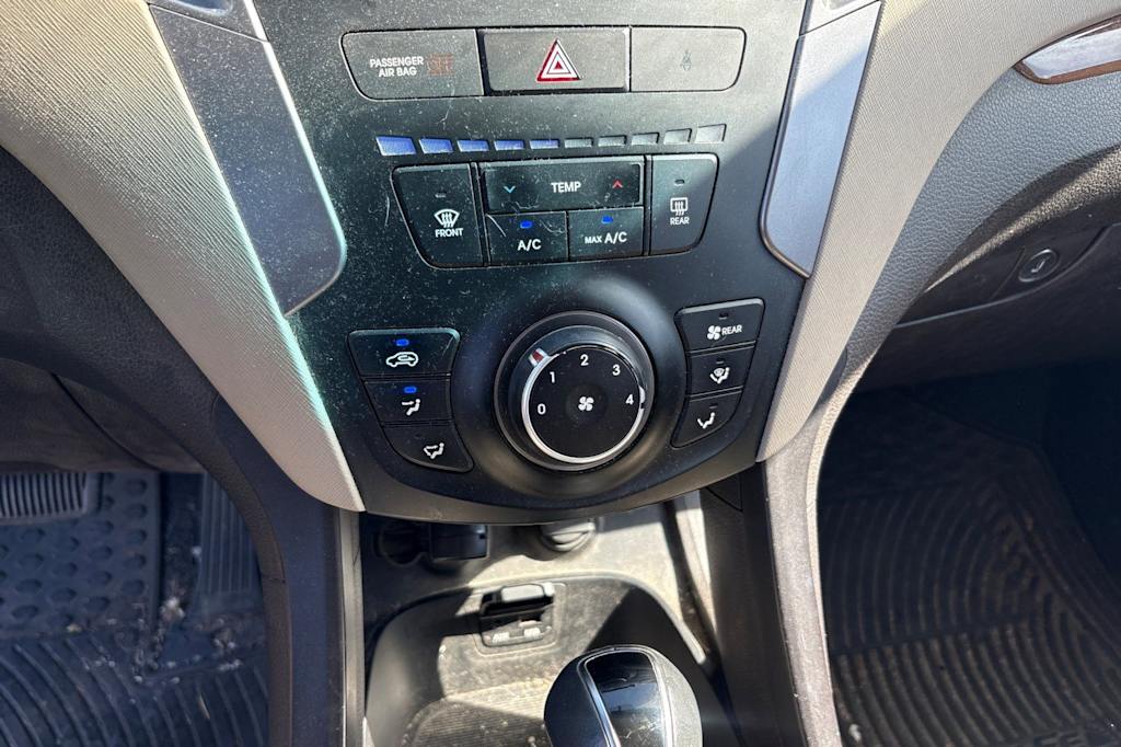 Thumbnail: 2014 Hyundai Santa Fe - 24