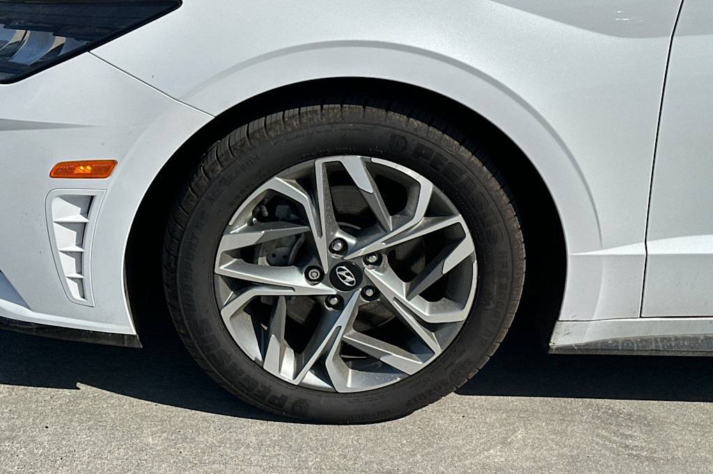 Thumbnail: 2023 Hyundai Sonata - 8