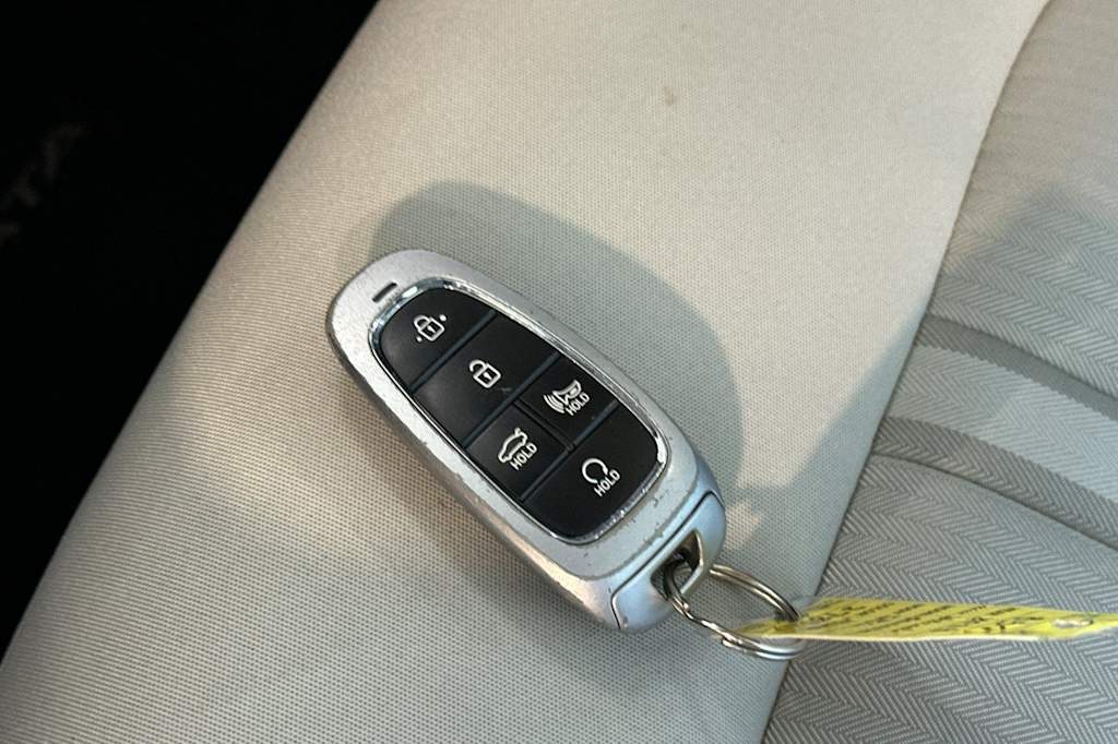 Thumbnail: 2023 Hyundai Sonata - 17