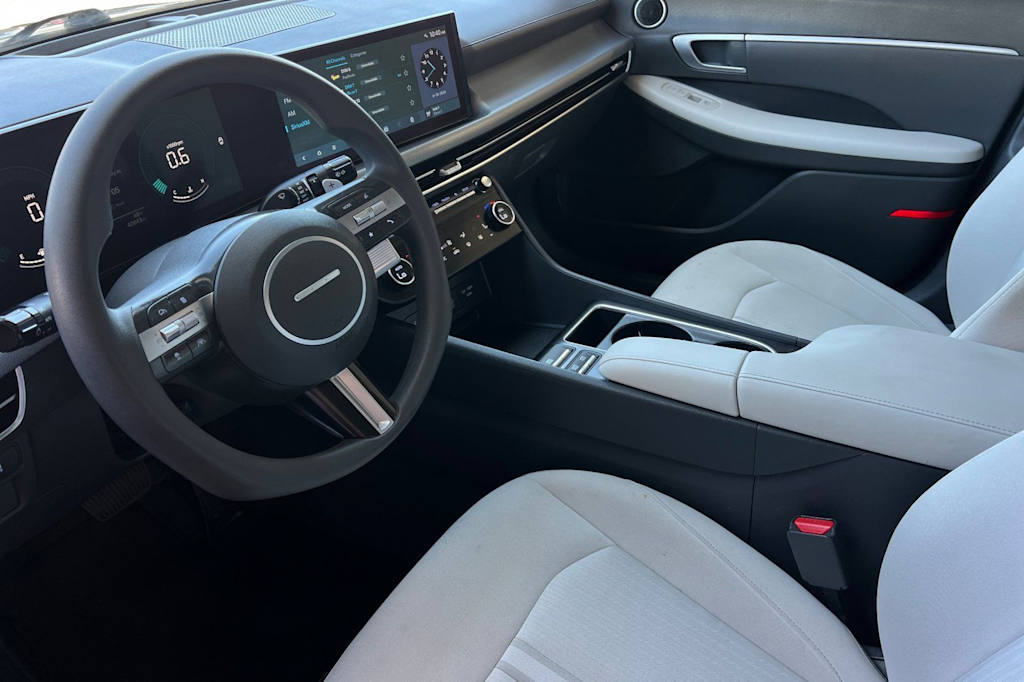 Thumbnail: 2024 Hyundai Sonata - 9