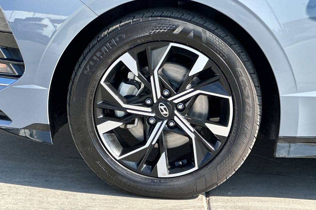 Thumbnail: 2024 Hyundai Sonata - 8