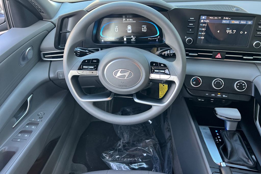 Thumbnail: 2025 Hyundai Elantra - 12