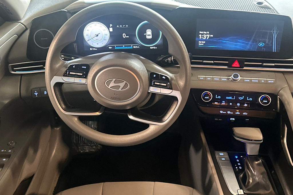 Thumbnail: 2024 Hyundai Elantra - 8