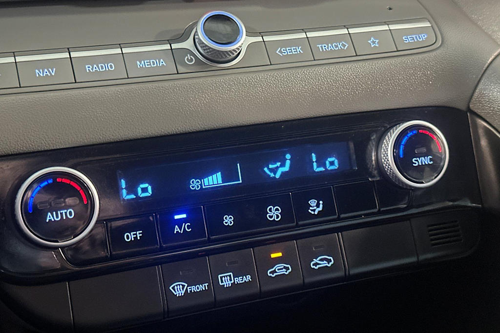 Thumbnail: 2024 Hyundai Elantra - 26