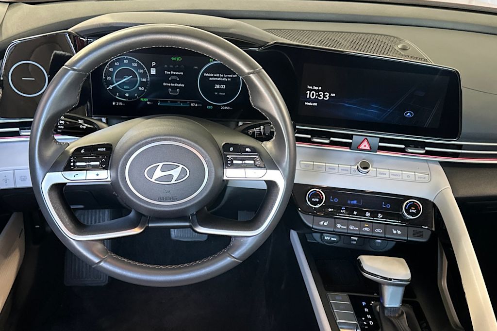 Thumbnail: 2025 Hyundai Elantra - 12