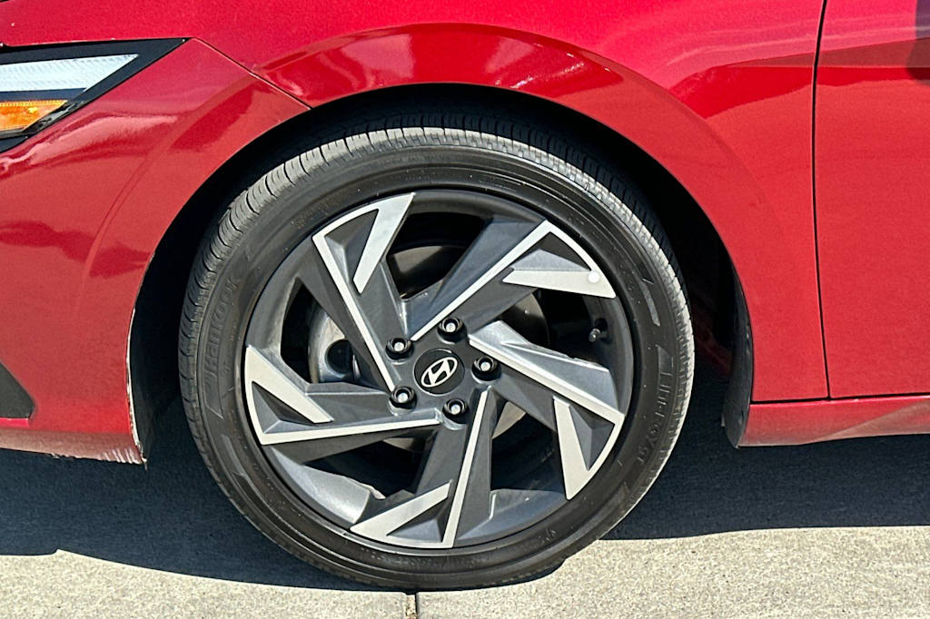 Thumbnail: 2025 Hyundai Elantra - 8