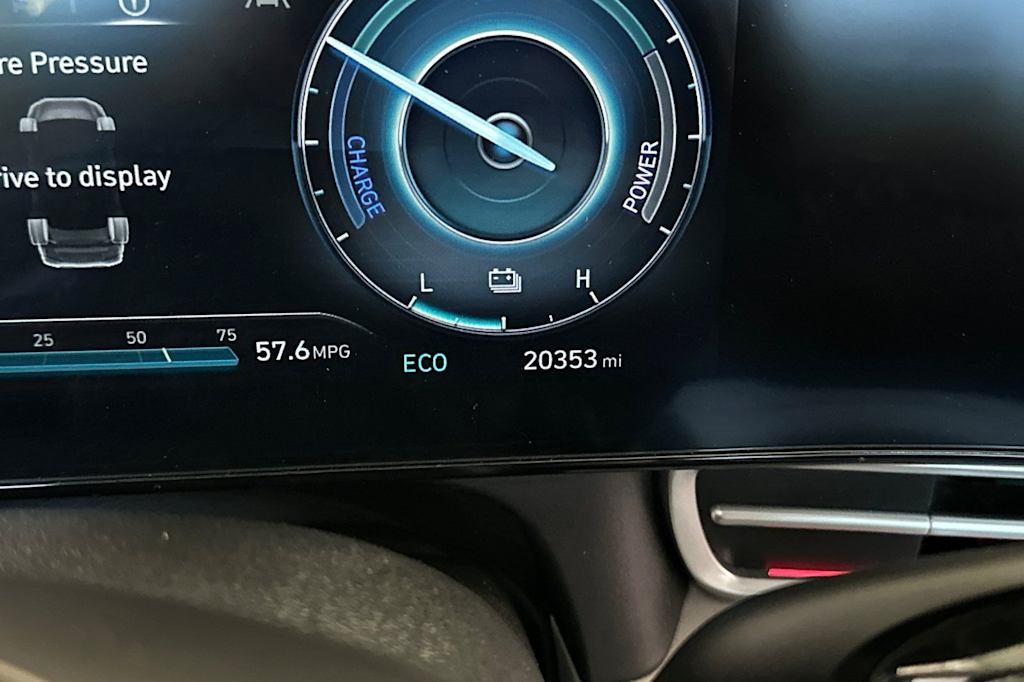 Thumbnail: 2025 Hyundai Elantra - 29
