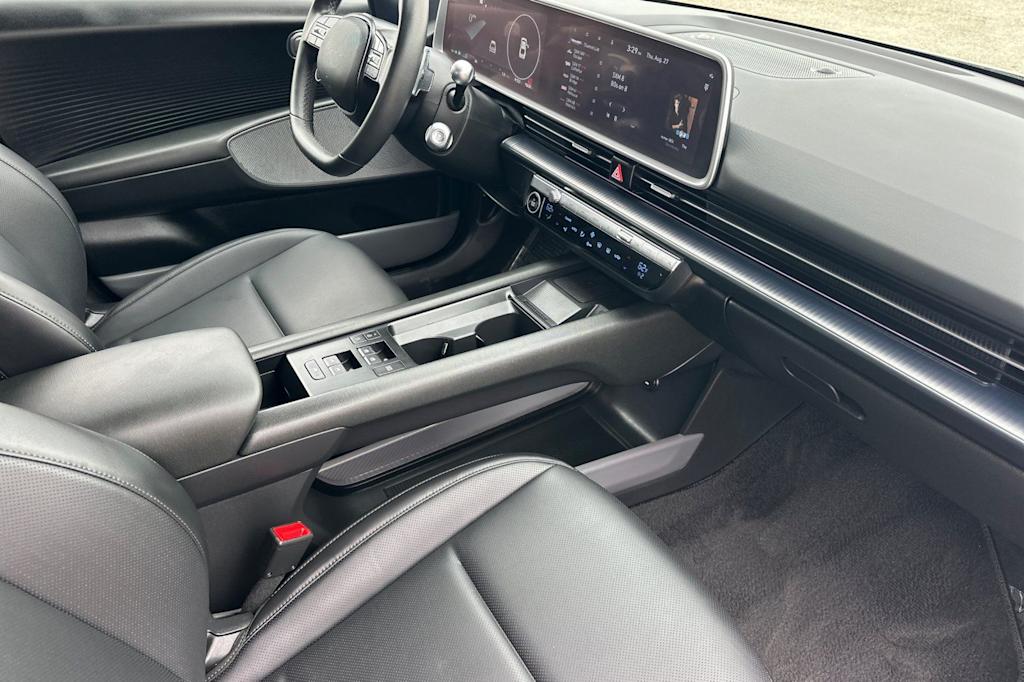 Thumbnail: 2023 Hyundai Ioniq 6 - 12