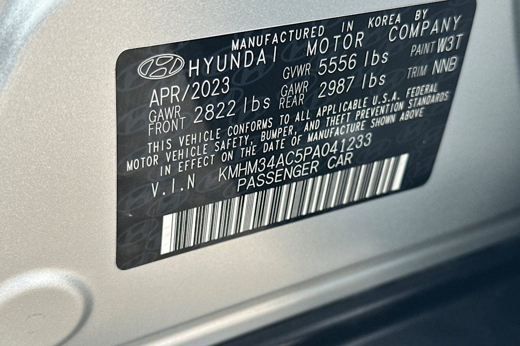 Thumbnail: 2023 Hyundai Ioniq 6 - 16