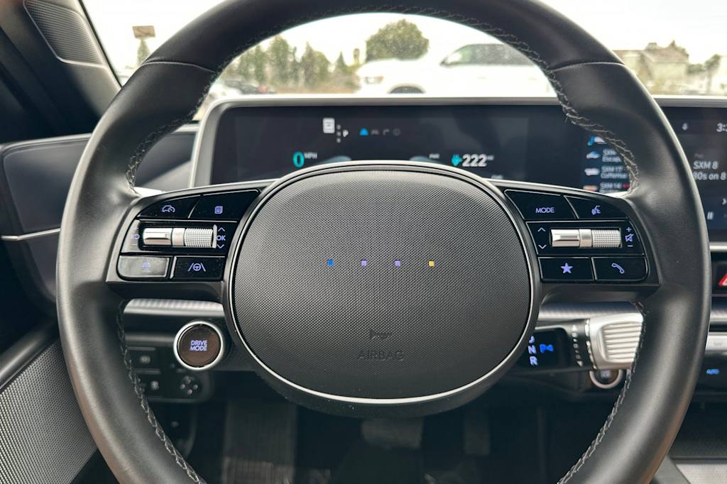 Thumbnail: 2023 Hyundai Ioniq 6 - 31