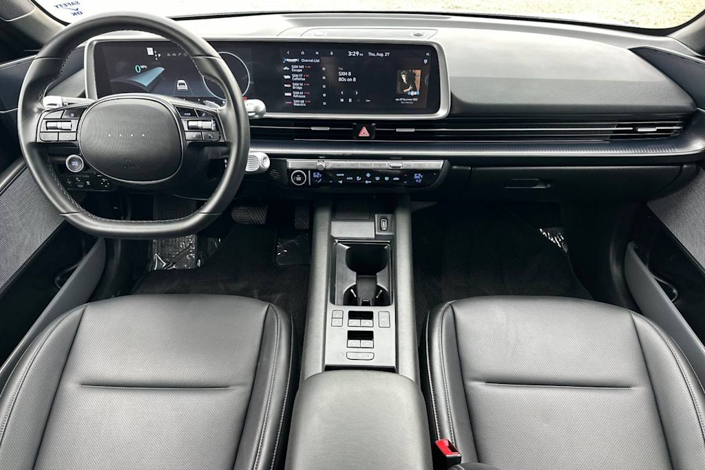 Thumbnail: 2023 Hyundai Ioniq 6 - 2
