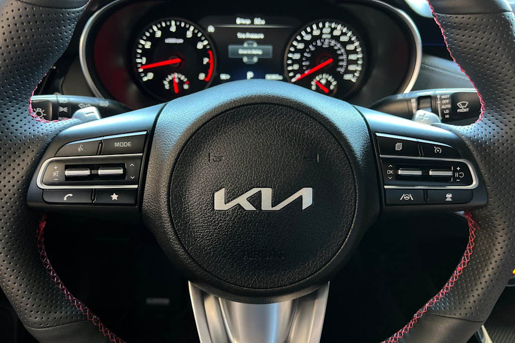 Thumbnail: 2022 Kia Stinger - 28