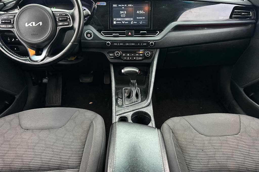 Thumbnail: 2022 Kia Niro - 2