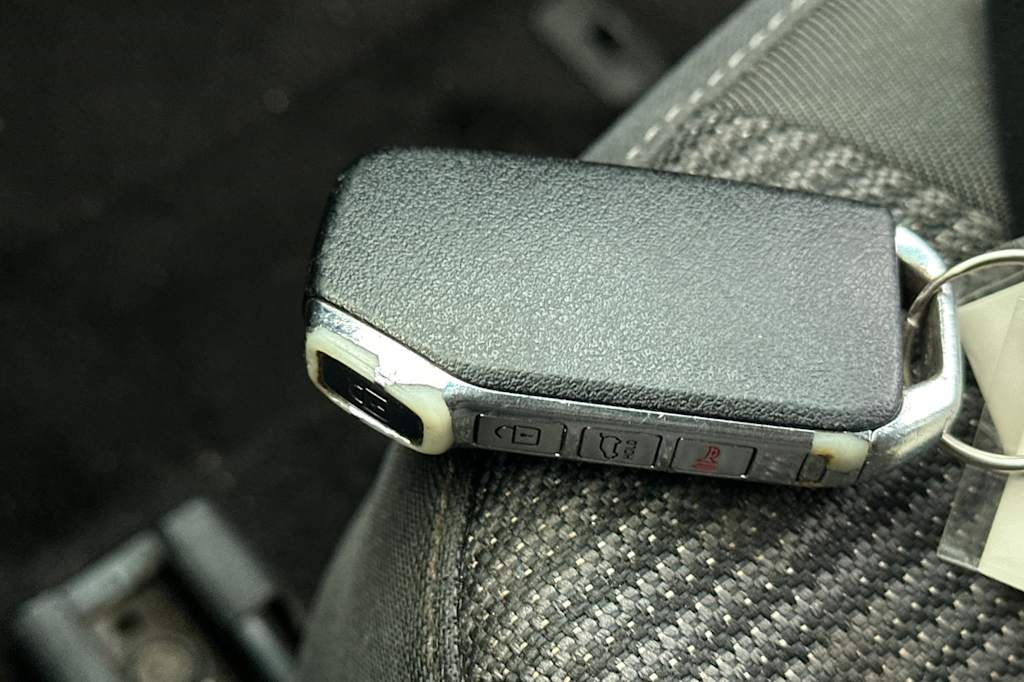 Thumbnail: 2022 Kia Niro - 17