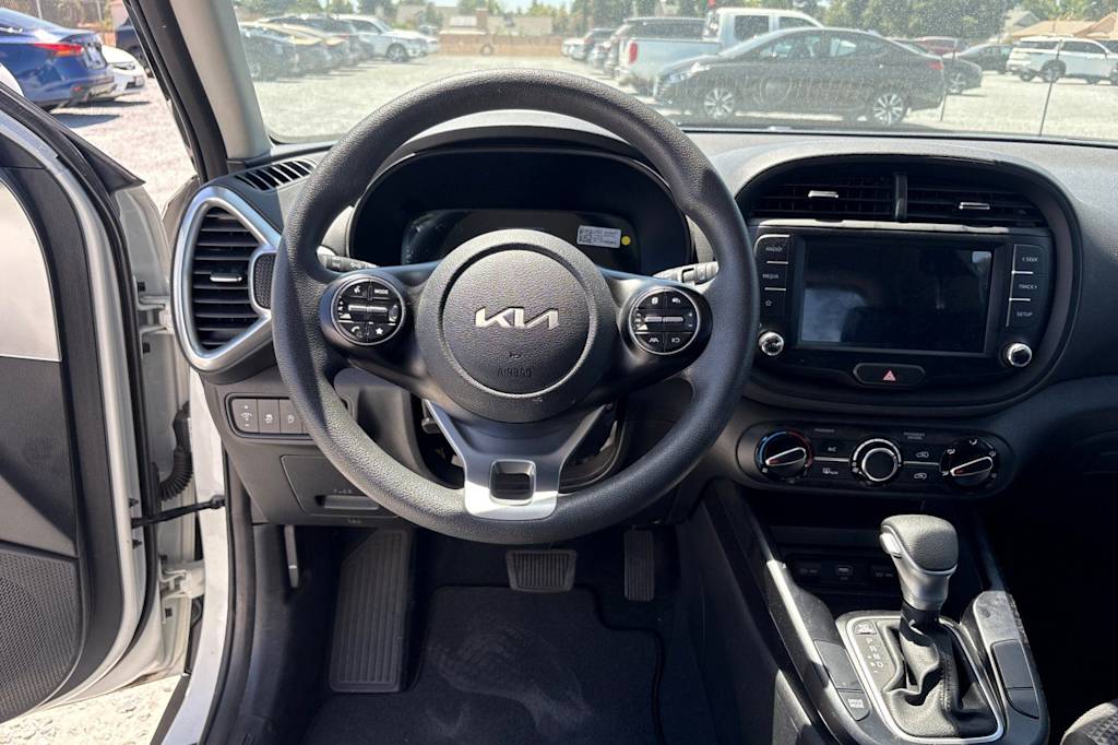 Thumbnail: 2025 Kia Soul - 11