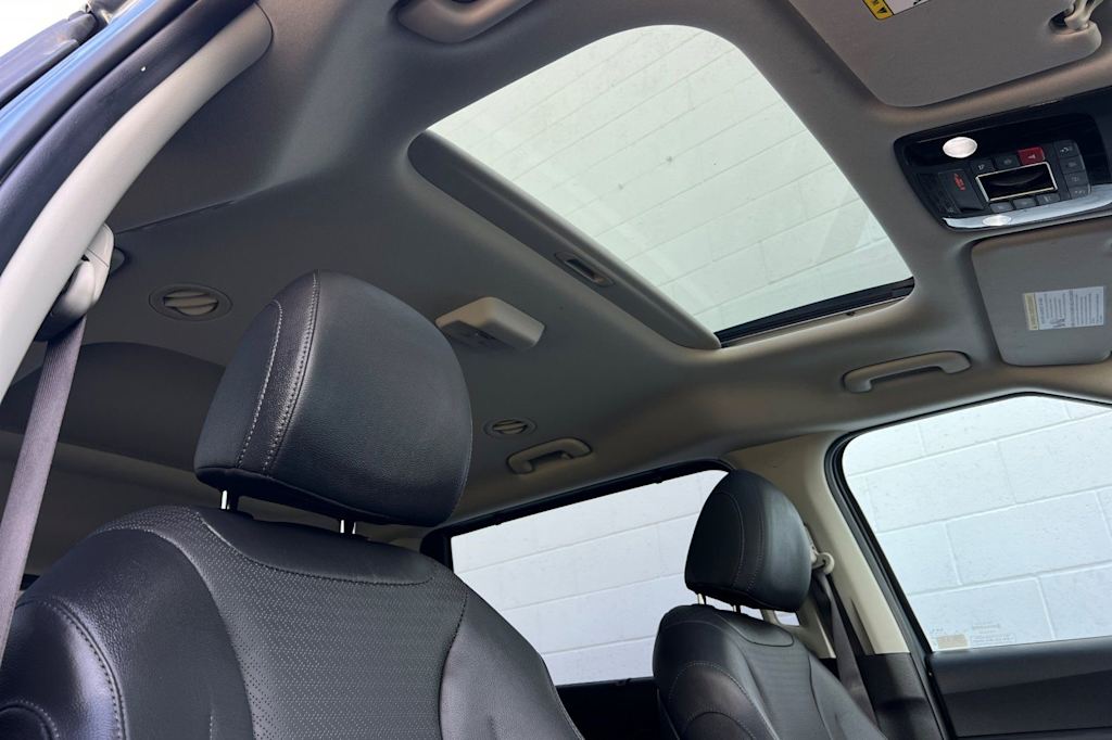 Thumbnail: 2025 Kia Carnival - 27