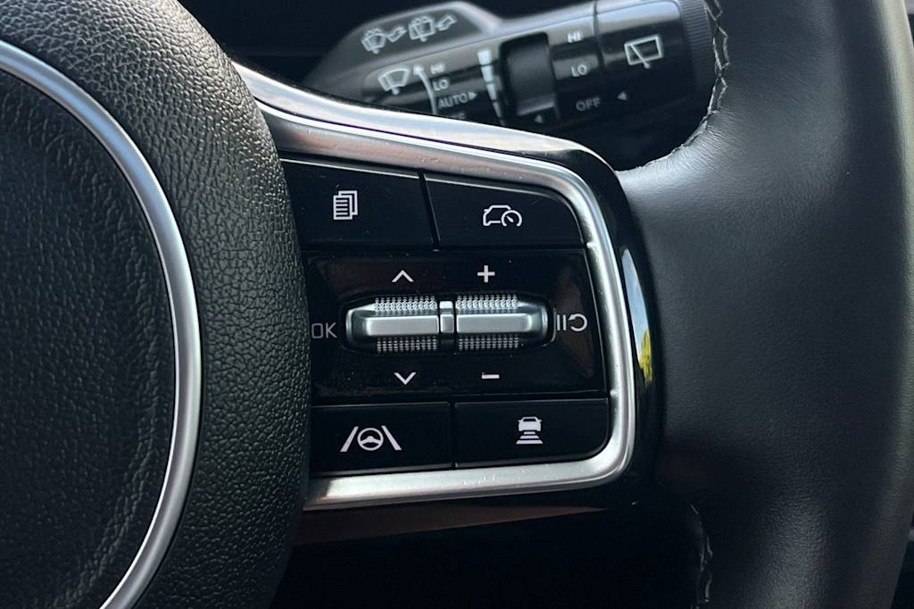 Thumbnail: 2025 Kia Carnival - 34