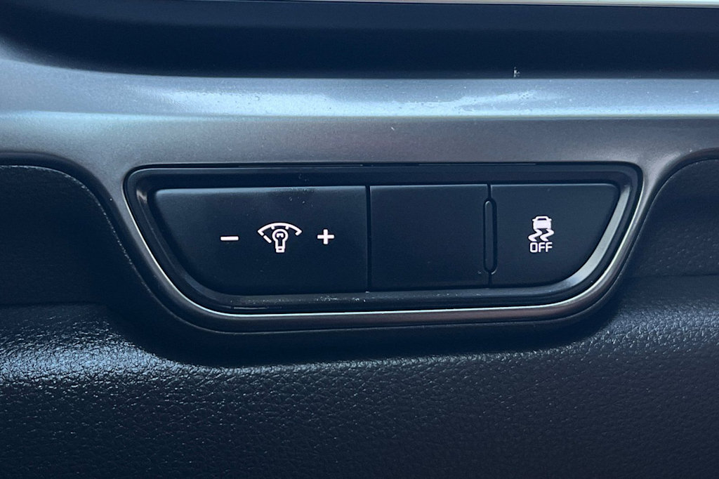 Thumbnail: 2025 Kia Carnival - 37