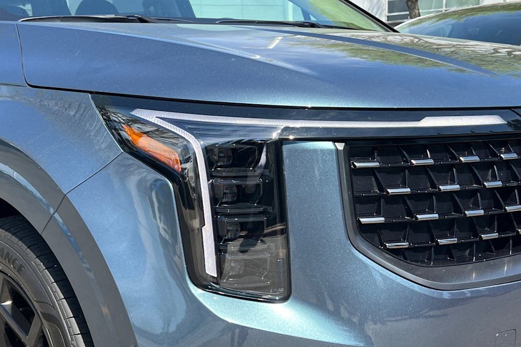 Thumbnail: 2025 Kia Carnival - 38