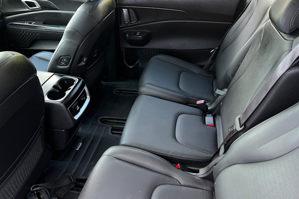 Thumbnail: 2025 Kia Carnival - 10