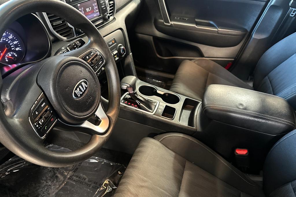 Thumbnail: 2019 Kia Sportage - 9