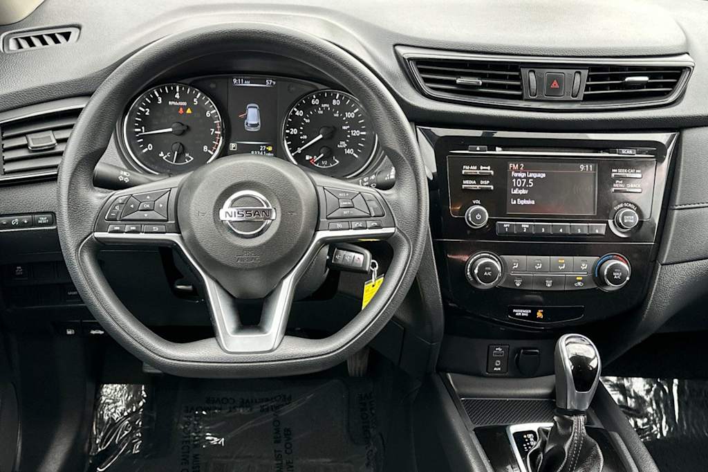 Thumbnail: 2017 Nissan Rogue - 12