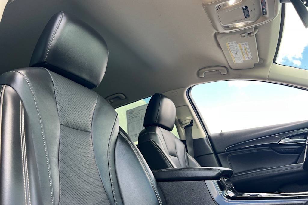 Thumbnail: 2023 Buick Envision - 11